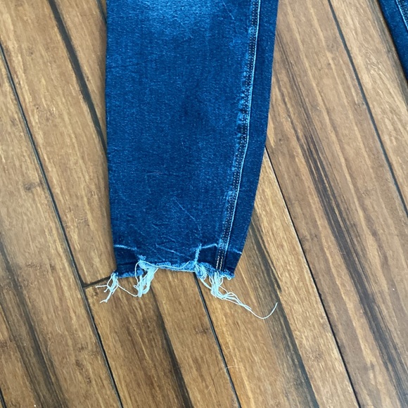 Old Navy Sz 18 Rockstar Super Skinny High Rise jean - Picture 3 of 5